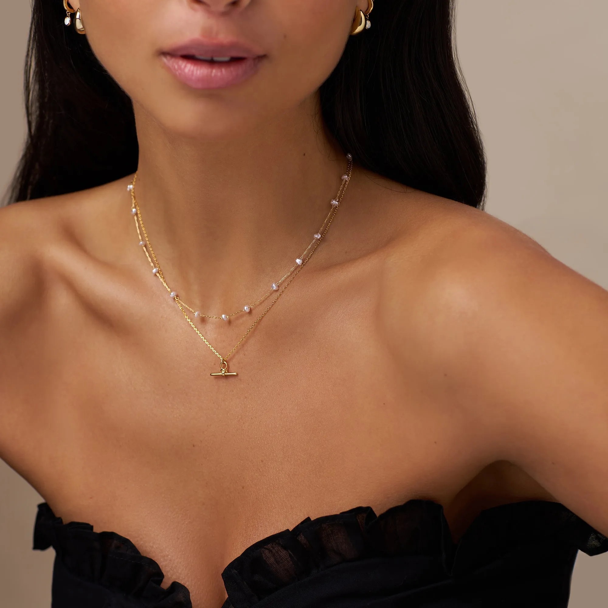 Dainty T-Bar Knot Necklace - Gold