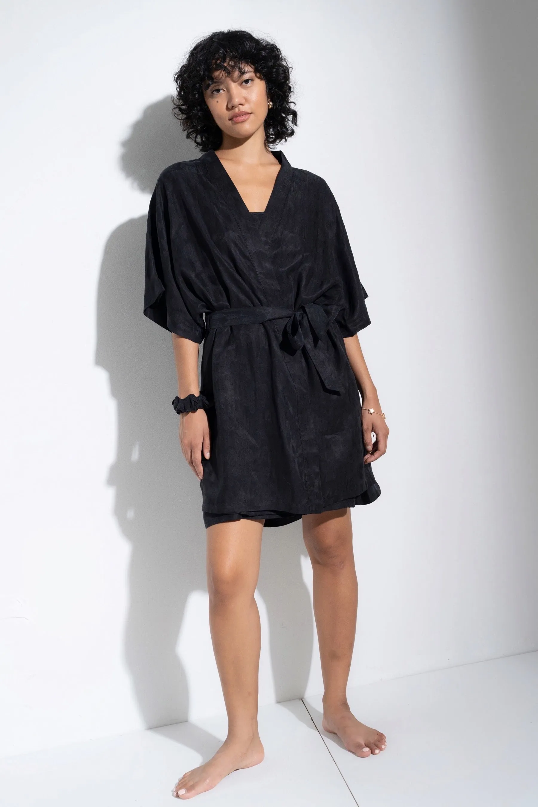 The Short Robe - Black