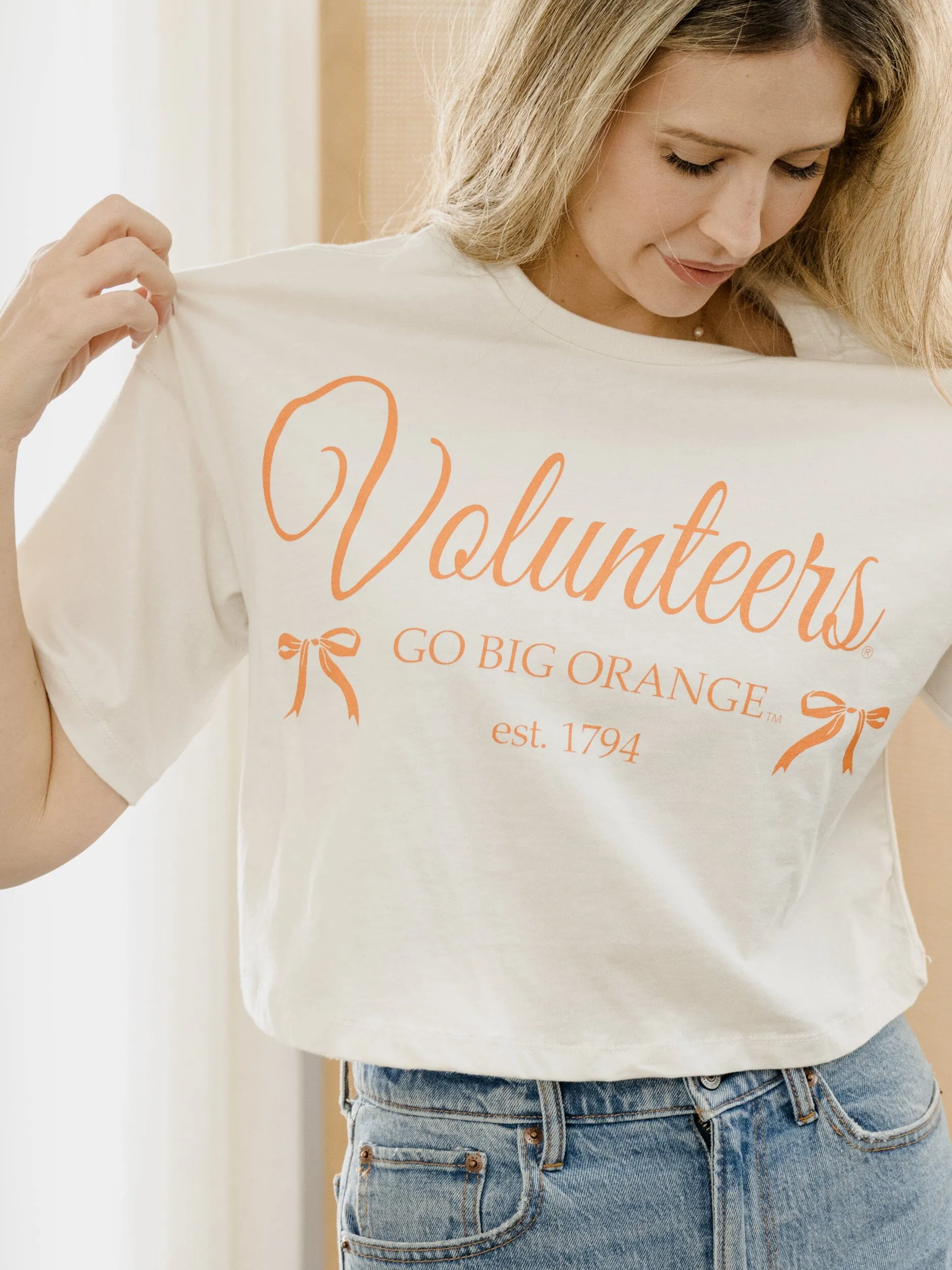 Vols Established Bows Off White Cropped Tee